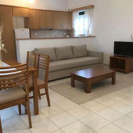 Politia Villas Карист Екстер'єр фото